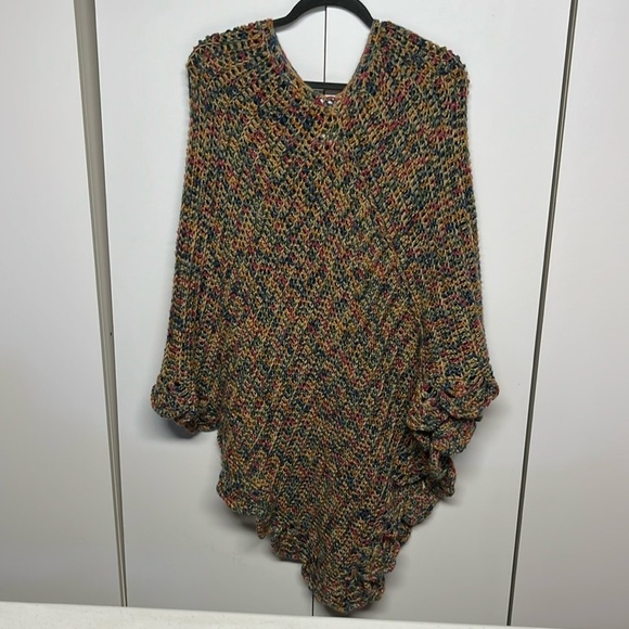 Handmade Crochet Poncho. Cap - Picture 1 of 7